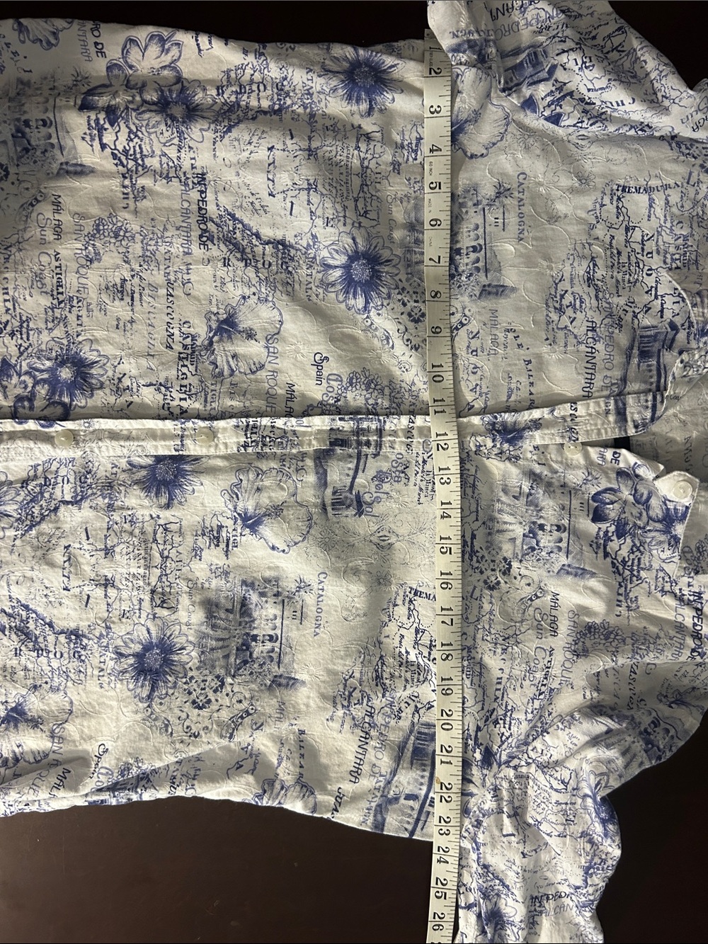Alia Women’s Large Blue White Spain Toile Print Button Front 3/4 Sleeve Blouse - Picture 8 of 9